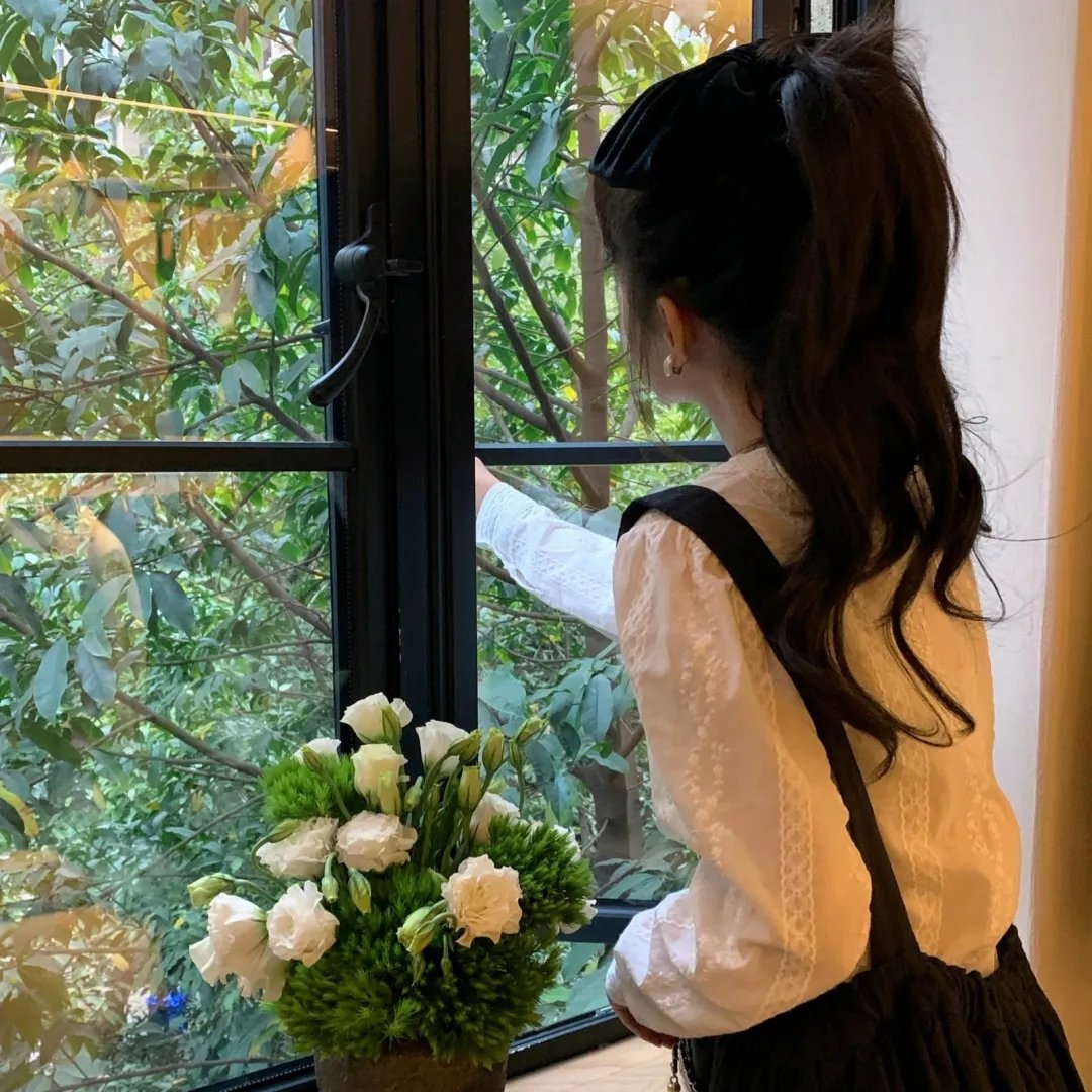 想吃掉我的非人少女
